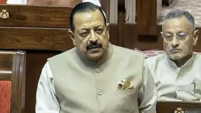 बुजुर्ग माता-पिता की देखभाल के लिए 30 दिनों की छुट्टी ले सकते हैं केंद्रीय कर्मचारी, सरकार ने दी जानकारी बुजुर्ग माता-पिता की देखभाल के लिए 30 दिनों की छुट्टी ले सकते हैं केंद्रीय कर्मचारी, सरकार ने दी जानकारी