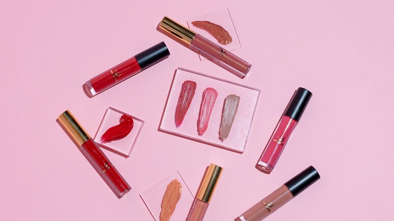 Hariyali Teej पर आपका Makeup होगा ग्लैमरस, ट्राई करें Lakme, Maybelline के मस्कारा, नेल पॉलिश, कॉम्पेक्ट, कंसलीर 45% डिस्काउंट पर Hariyali Teej पर आपका Makeup होगा ग्लैमरस, ट्राई करें Lakme, Maybelline के मस्कारा, नेल पॉलिश, कॉम्पेक्ट, कंसलीर 45% डिस्काउंट पर