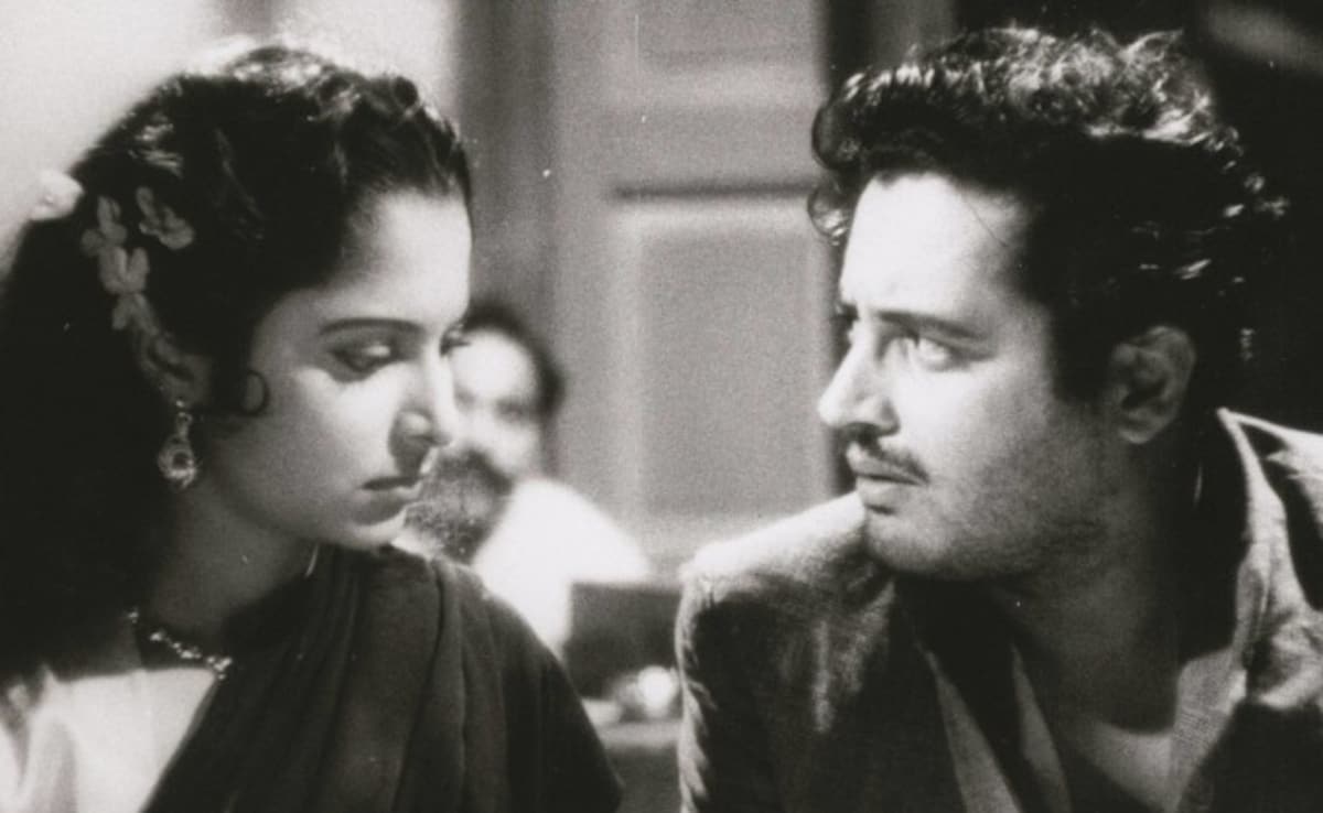 Pyaasa Movie Director Guru Dutt and crew attacked by pimps in red light read details  Pyaasa Movie Director Guru Dutt and crew attacked by pimps in red light read details