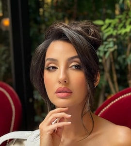 Nora Fatehi's Nude Makeup Look Is A Lesson In Minimalist Glam