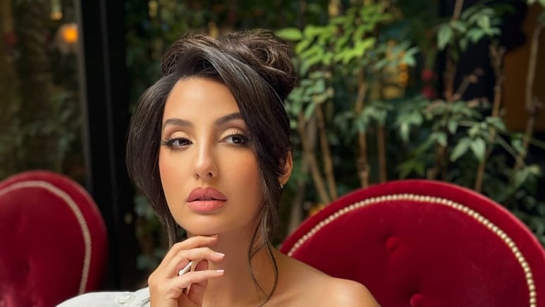 Nora Fatehi's Nude Makeup Look Is A Lesson In Minimalist Glam