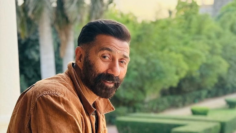 ना शाहरुख खान ना ही सलमान खान, हर तरफ है सनी देओल का जलवा, डॉन के डायरेक्टर संग बनी जोड़ी ना शाहरुख खान ना ही सलमान खान, हर तरफ है सनी देओल का जलवा, डॉन के डायरेक्टर संग बनी जोड़ी