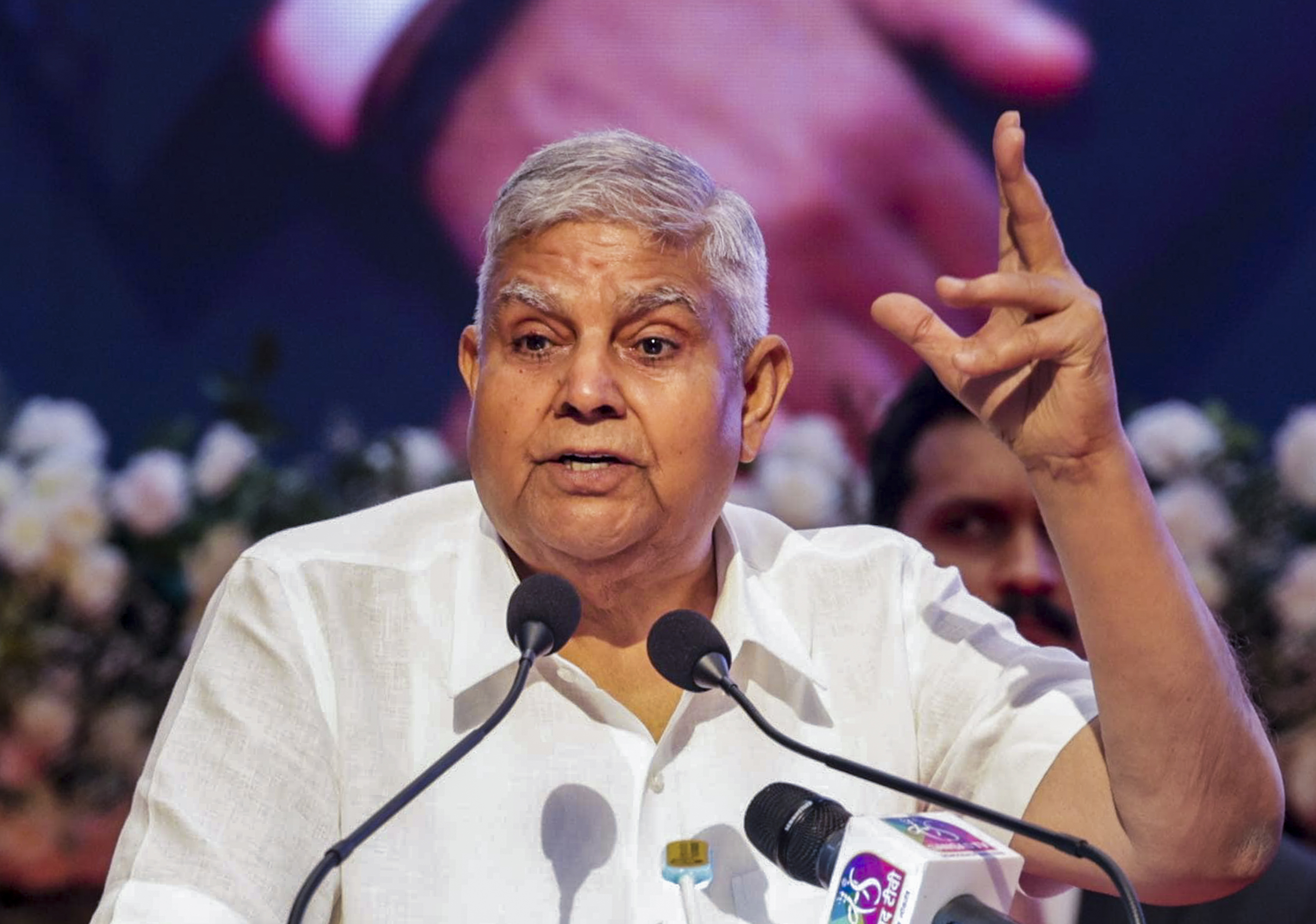 उपराष्ट्रपति जगदीप धनखड़ का कैसे हुआ इस्तीफा, 10 घंटे की पूरी कहानी, समझें टाइमलाइन