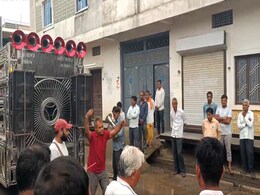 MP में फ्रेंडशिप डे के पहले दिखी अनोखी दोस्ती; जिगरी दोस्त की अंतिम इच्छा पूरी, बैंड... बाजा... अर्थी... MP में फ्रेंडशिप डे के पहले दिखी अनोखी दोस्ती; जिगरी दोस्त की अंतिम इच्छा पूरी, बैंड... बाजा... अर्थी...