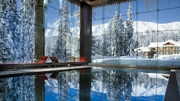 9 Dreamy Luxury Infinity Pools In India That Will Make Your Heart Skip A Beat