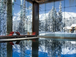 9 Dreamy Luxury Infinity Pools In India That Will Make Your Heart Skip A Beat 9 Dreamy Luxury Infinity Pools In India That Will Make Your Heart Skip A Beat