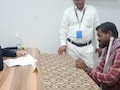 दो पत्नियों वाला नेत्रहीन भिखारी पहुंचा कलेक्ट्रेट, दोनों बीवियों को लेकर की ऐसी मांग, सुनकर चौंक गए अफसर