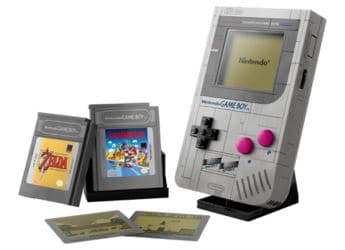 Pour les fans de Nintendo , un ensemble de répliques Lego Game Boy au format 1:1 a été publié