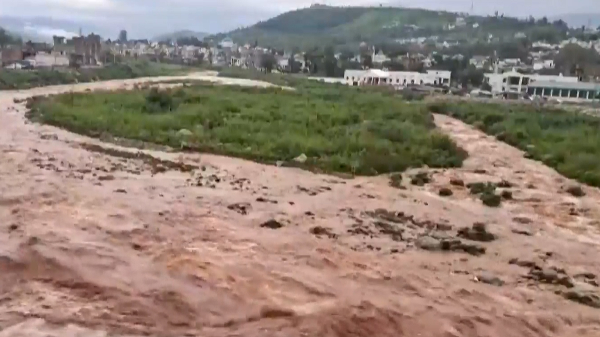 Meteorological Department Predicts Heavy Rain in Jammu and Kashmir Amid Heat Relief