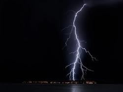 892-Kilometres Megaflash From Texas To Kansas Shatters World Record For Longest Lightning Strike