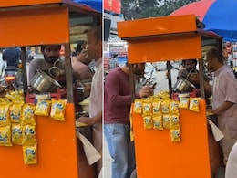 चाट युद्ध के बाद छाया 'नूडल युद्ध'! मैगी का नाम सुनते ही भड़के ठेलेवाले अंकल, कस्टमर से कहा कुछ ऐसा, सन्न रह गए लोग चाट युद्ध के बाद छाया 'नूडल युद्ध'! मैगी का नाम सुनते ही भड़के ठेलेवाले अंकल, कस्टमर से कहा कुछ ऐसा, सन्न रह गए लोग