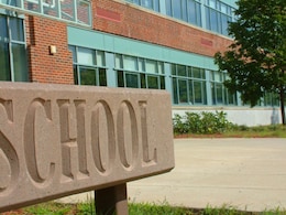 Private Schools: MP के 250 निजी स्कूलों की मान्यता रद्द, केवल कागजों पर संचालित हो रहे थे कई स्कूल, यहां देखें लिस्ट