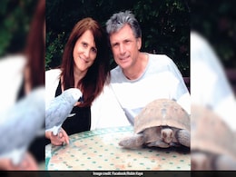 'American Idol' Exec Robin Kaye And Husband Thomas Deluca Found Dead At Los Angeles Home 'American Idol' Exec Robin Kaye And Husband Thomas Deluca Found Dead At Los Angeles Home