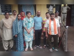 शेयर मार्केट में रुपये दोगुना करने का झांसा देकर ठगे करोड़ों, फिर खरीदी कारें और कई एकड़ जमीन; महिलाएं समेत 6 जालसाज गिरफ्तार शेयर मार्केट में रुपये दोगुना करने का झांसा देकर ठगे करोड़ों, फिर खरीदी कारें और कई एकड़ जमीन; महिलाएं समेत 6 जालसाज गिरफ्तार