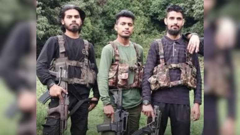 पहलगाम आतंकी हमले को लेकर बड़ा खुलासा, मारे गए आतंकियों के पाकिस्‍तानी वोटर कार्ड:  MHA सूत्र