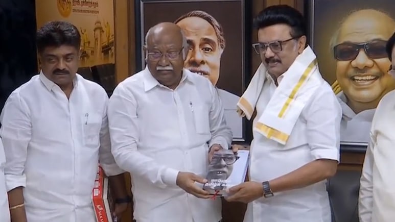 Senior AIADMK Leader Anwhar Raajhaa Joins DMK Ahead Of 2026 Polls
