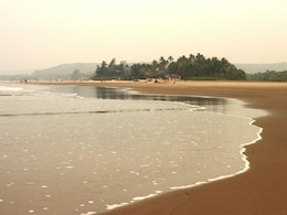 5 Breathtaking Beaches To Explore In Konkan This Monsoon 5 Breathtaking Beaches To Explore In Konkan This Monsoon