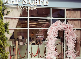 Kapil Sharma Opens New Cafe In Canada - A Look Inside The Cafe And Its Menu Kapil Sharma Opens New Cafe In Canada - A Look Inside The Cafe And Its Menu