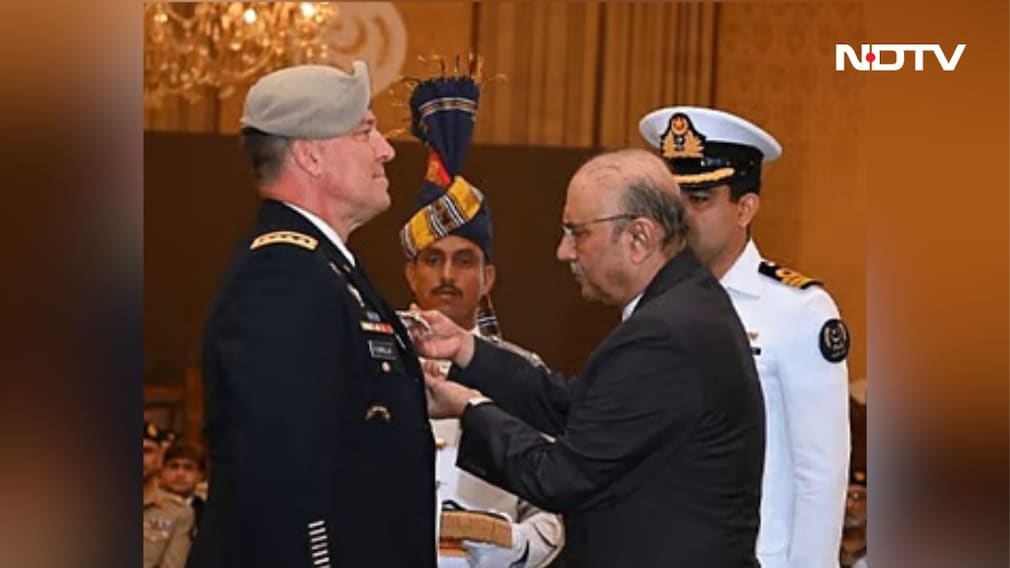 Opinion | Lunch, Now A State Award: What's With The Growing Pakistan-US Lovefest?