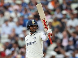 Shubman Gill : शुबमन गिलनं घडवला इतिहास, विराट कोहलीचा मोठा रेकॉर्ड मोडला! Shubman Gill : शुबमन गिलनं घडवला इतिहास, विराट कोहलीचा मोठा रेकॉर्ड मोडला!