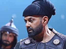 'हरि हरा वीरा मल्लू' में औरंगजेब के रूप में खूंखार नजर आ रहे बॉबी देओल 'हरि हरा वीरा मल्लू' में औरंगजेब के रूप में खूंखार नजर आ रहे बॉबी देओल