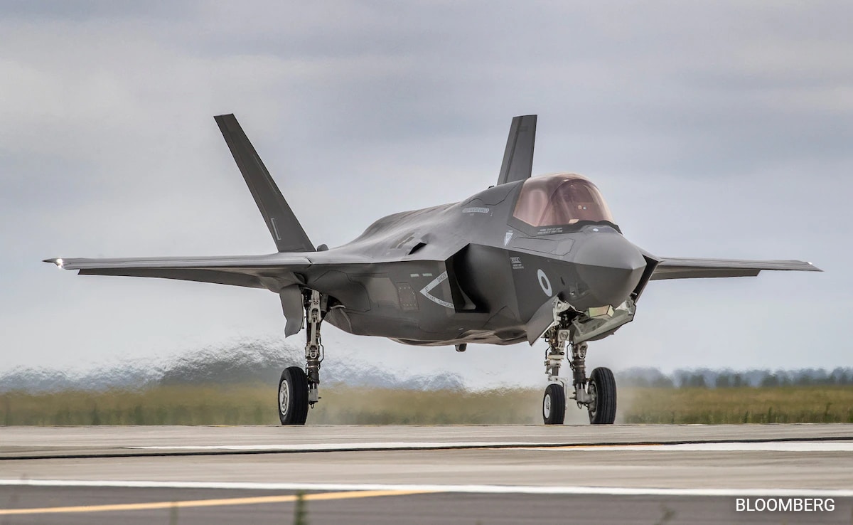 Планът на Обединеното кралство значително разширява флота си от изтребители