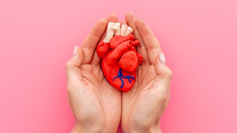 These 10 Early Signs Of Heart Issues To Watch Out For In Your 30s