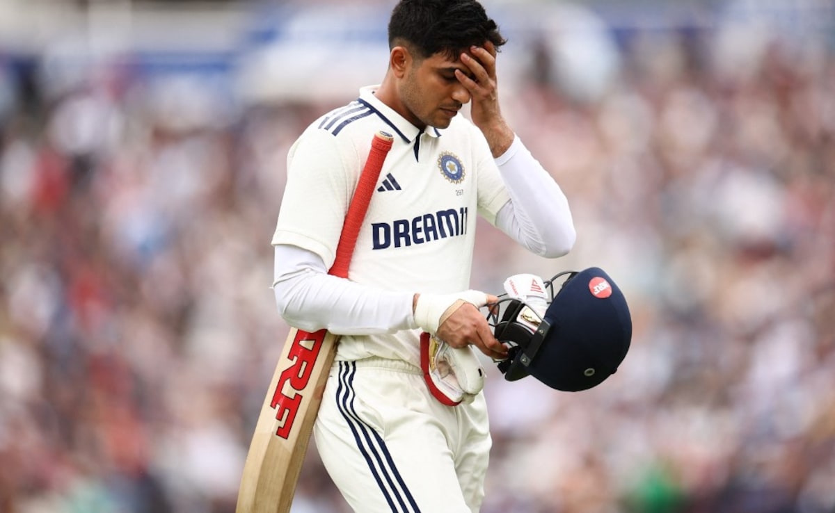 Gill Dismissed After Huge Blunder In 5th Test. Gavaskar Says 'Suicidal...'