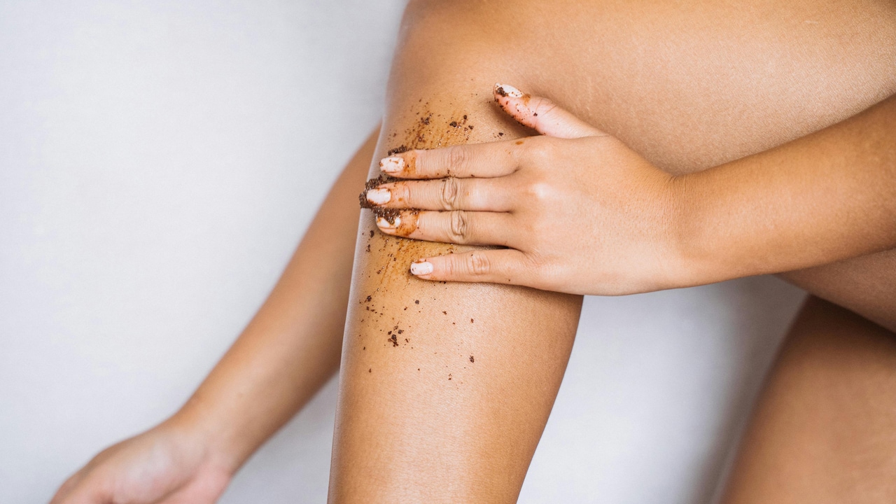 Once you are done scrubbing, rinse your body with lukewarm water