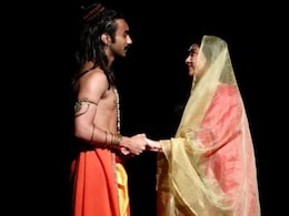 पाकिस्तान के कराची में हो रहा रामायण का मंचन, तस्वीरों में देखिए ड्रामा ग्रुप ने AI से कैसे बनाया खास पाकिस्तान के कराची में हो रहा रामायण का मंचन, तस्वीरों में देखिए ड्रामा ग्रुप ने AI से कैसे बनाया खास