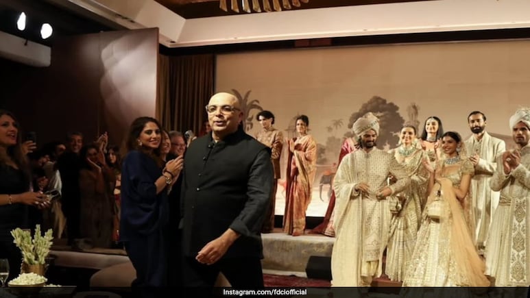 NDTV Exclusive: Tarun Tahiliani Says, "Hindus Did Beautiful Textiles, Islam Brought Embroidery And The British Brought Tailoring" NDTV Exclusive: Tarun Tahiliani Says, "Hindus Did Beautiful Textiles, Islam Brought Embroidery And The British Brought Tailoring"