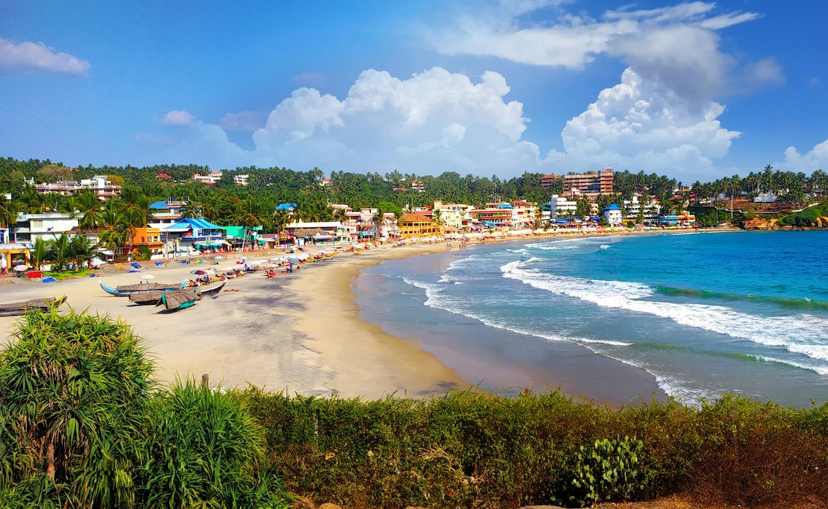 রোমান্টিক গন্তব্য: আগস্টে কেরালায় এই সুন্দর জায়গাগুলি অন্বেষণ করুন, অংশীদারের সাথে রোমান্টিক মুহুর্তগুলি ব্যয় করতে সক্ষম হবেন রোমান্টিক গন্তব্য: আগস্টে কেরালায় এই সুন্দর জায়গাগুলি অন্বেষণ করুন, অংশীদারের সাথে রোমান্টিক মুহুর্তগুলি ব্যয় করতে সক্ষম হবেন