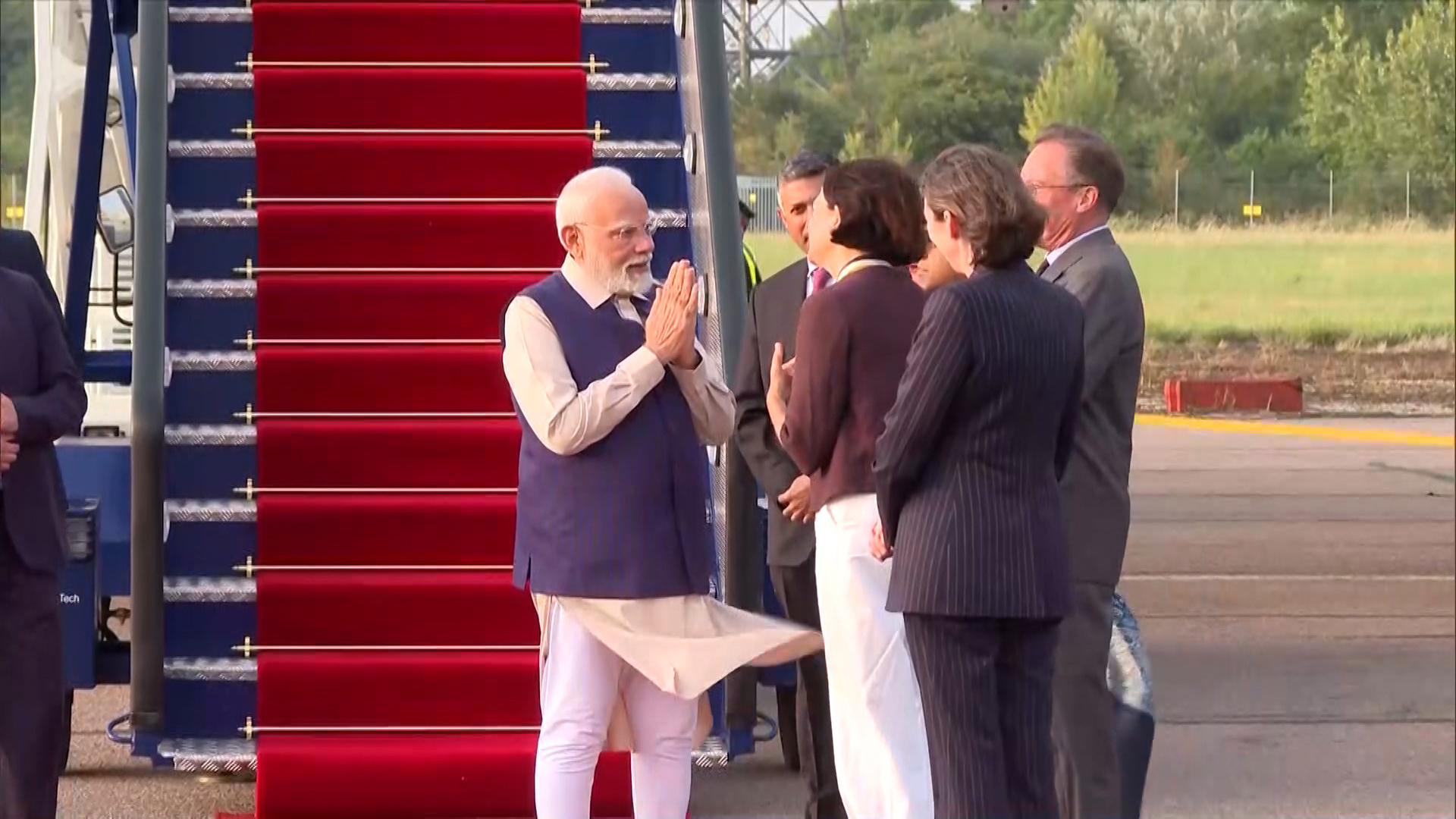 PM Modi Lands In UK, Key Trade Deal On Agenda