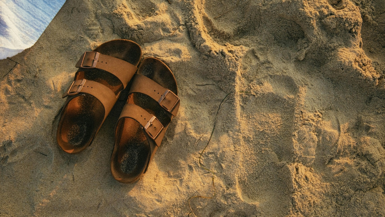 Both flip-flops and sandas are versatile to get ready for different events