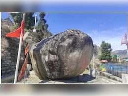 एक उंगली से हिल जाती है पांडव शिला, जानिए इस चमत्कारिक शिला के पीछे का रहस्य एक उंगली से हिल जाती है पांडव शिला, जानिए इस चमत्कारिक शिला के पीछे का रहस्य