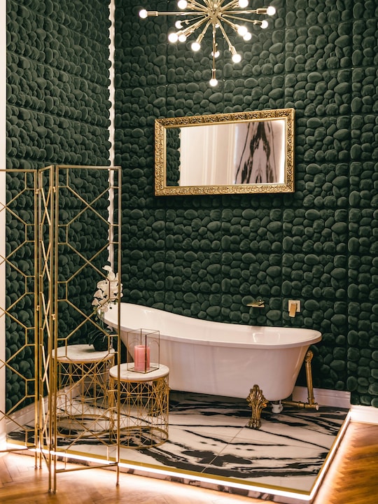 8 Stylish Bathroom Accessories