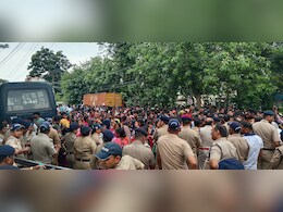 डोईवाला में नाबालिग की मौत के बाद लोगों में गुस्सा, रविवार को हुए उग्र प्रदर्शन  डोईवाला में नाबालिग की मौत के बाद लोगों में गुस्सा, रविवार को हुए उग्र प्रदर्शन