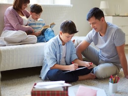 घर आते ही पिता को करना चाहिए यह काम, पैरेंटिंग कोच ने बताया बच्चे को मिलती है बड़ी सीख