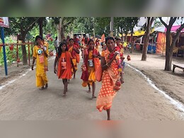 बिहार : बोल बम के नारों से गूंजा मुंगेर, बाबा धाम जाने वाले शिवभक्तों का उमड़ा सैलाब...देखें फोटोज