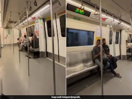 Video Of Men Travelling In Ladies Coach In Delhi Metro Sparks Discussion About Women's Safety Video Of Men Travelling In Ladies Coach In Delhi Metro Sparks Discussion About Women's Safety