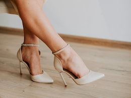 Comfortable और Stylish दोनों है ये Women Sandals, शानदार कीमत में Sale से अभी करें Order Comfortable और Stylish दोनों है ये Women Sandals, शानदार कीमत में Sale से अभी करें Order