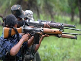 महाराष्ट्र विधानसभा में पारित हुआ 'अर्बन नक्सल' विरोधी विधेयक. क्यों चिंतित है विपक्ष? महाराष्ट्र विधानसभा में पारित हुआ 'अर्बन नक्सल' विरोधी विधेयक. क्यों चिंतित है विपक्ष?