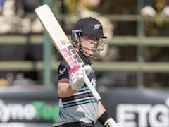 New Zealand crushes Zimbabwe by 60 runs to keep perfect record at T20 tri-series