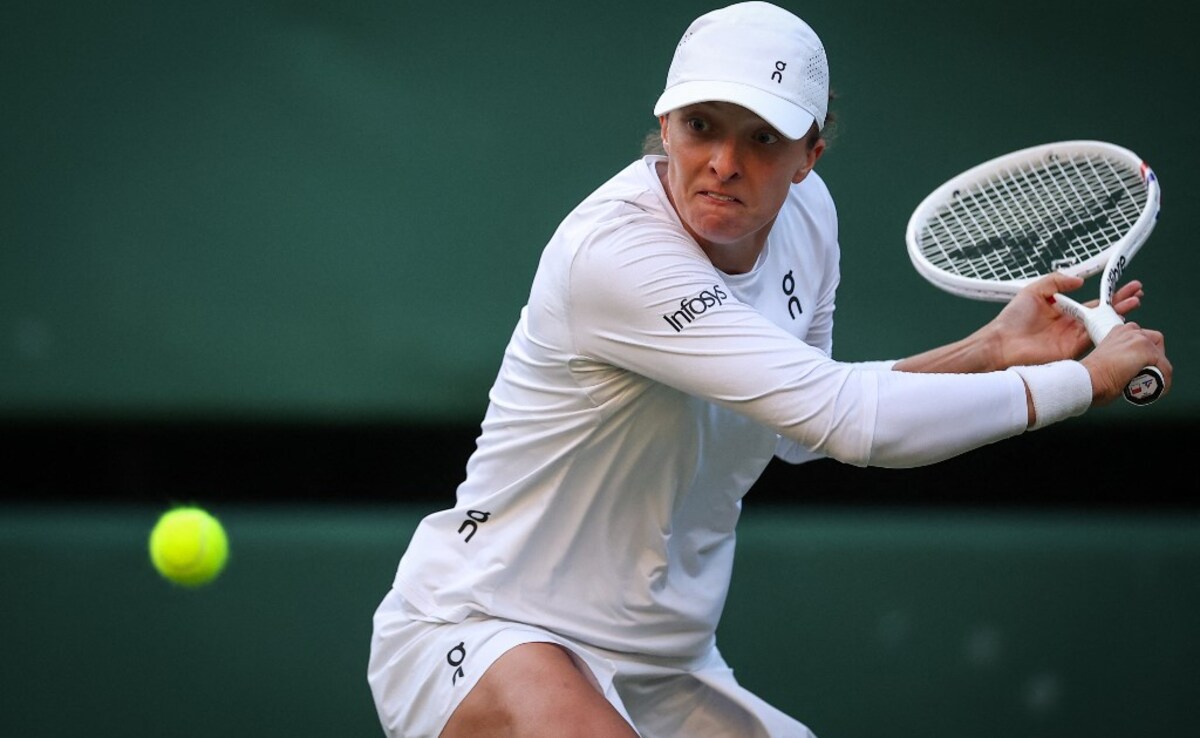 Iga Swiatek Sets Up Wimbledon Singles Final Against Amanda Anisimova
