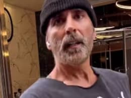 Akshay Kumar Angry: वीडियो बना रहे फैन पर भड़के अक्षय कुमार, पहली की फोन छीनने की कोशिश आखिर में...