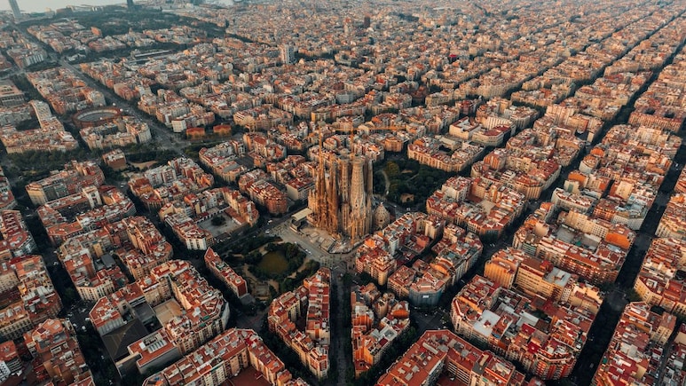 8 Cities Around The World That Will Amaze You With Their Architecture 8 Cities Around The World That Will Amaze You With Their Architecture