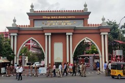 Madras High Court Stays Collection Of Aadhaar Data During DMK's Membership Drive Madras High Court Stays Collection Of Aadhaar Data During DMK's Membership Drive