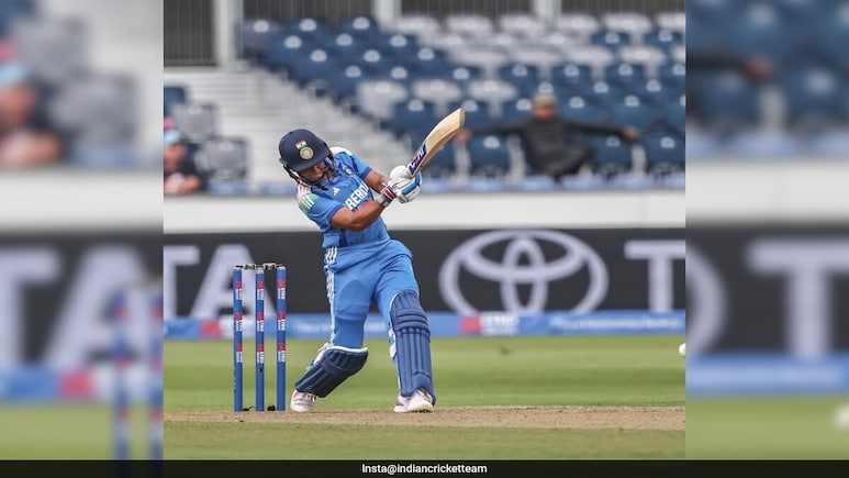 IND-W vs ENG-W: हरमनप्रीत कौर का बड़ा कारनामा, वनडे में ऐसा करने वाली तीसरी भारतीय बल्लेबाज IND-W vs ENG-W: हरमनप्रीत कौर का बड़ा कारनामा, वनडे में ऐसा करने वाली तीसरी भारतीय बल्लेबाज