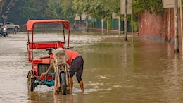 "I Am Leaving India": Gurugram Man's Emotional Outburst Over Flooded Roads
