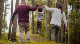 Happy Parents' Day 2025: Wishes, Messages And WhatsApp Statuses To Share